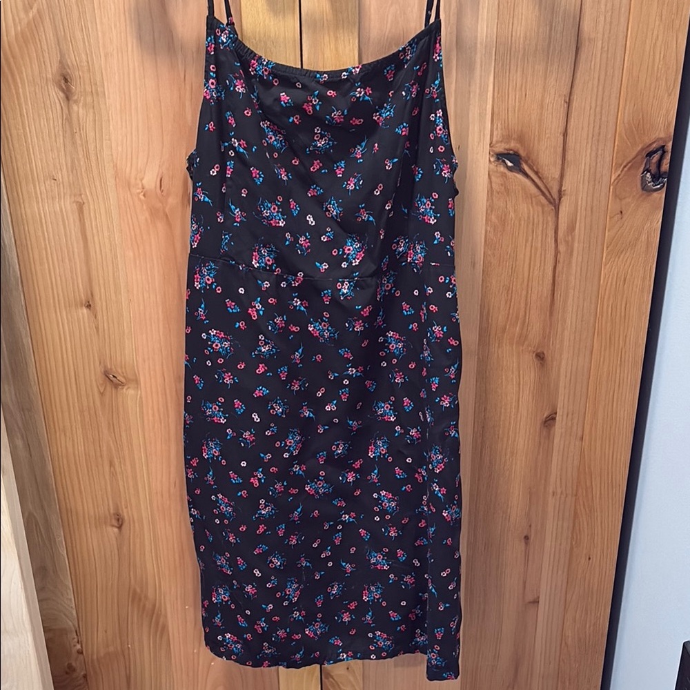 Vans Floral Black Slip Dress; Size Medium Juniors